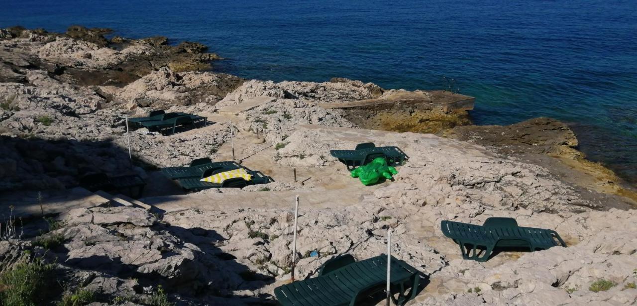 Apartments Nevjestic Primošten Dış mekan fotoğraf