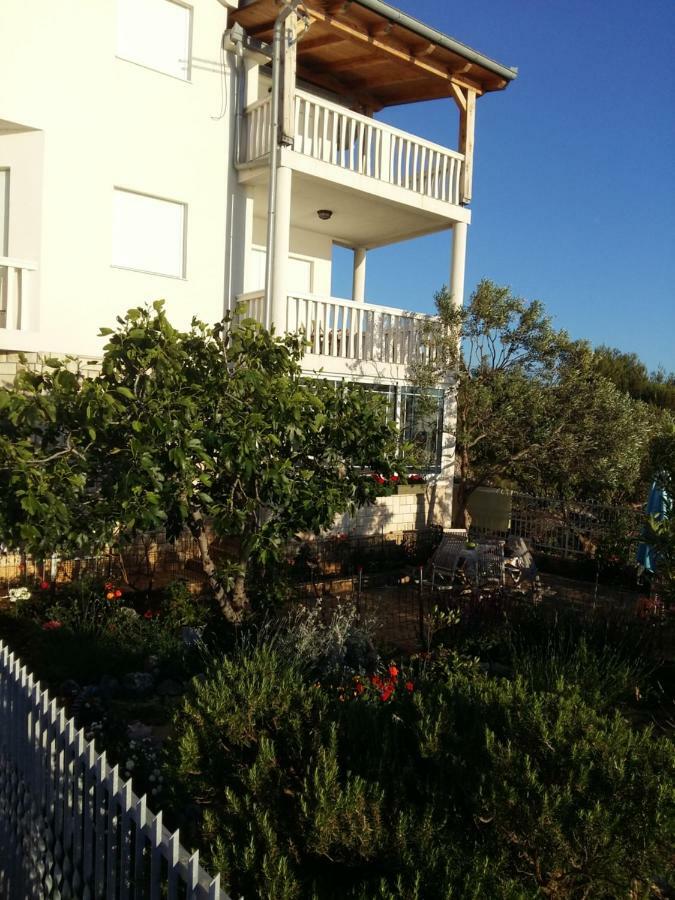 Apartments Nevjestic Primošten Dış mekan fotoğraf