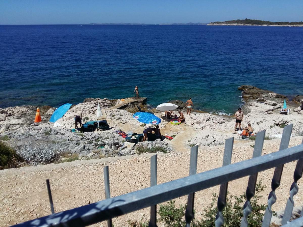 Apartments Nevjestic Primošten Dış mekan fotoğraf